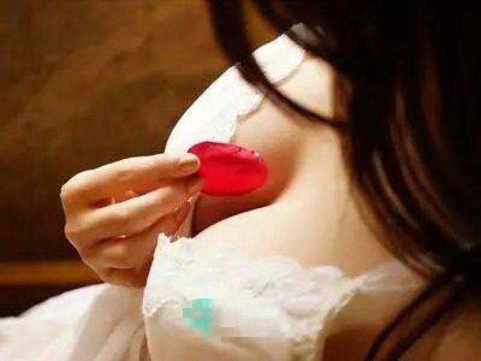 REAL PICTURES!!!!High Class guangzhou Busty Escort With Breathtaking Body Carla