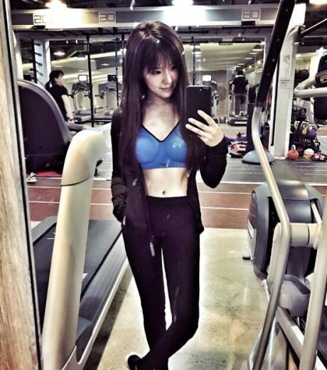 I am an independent Chinese girl,I will make you very happy